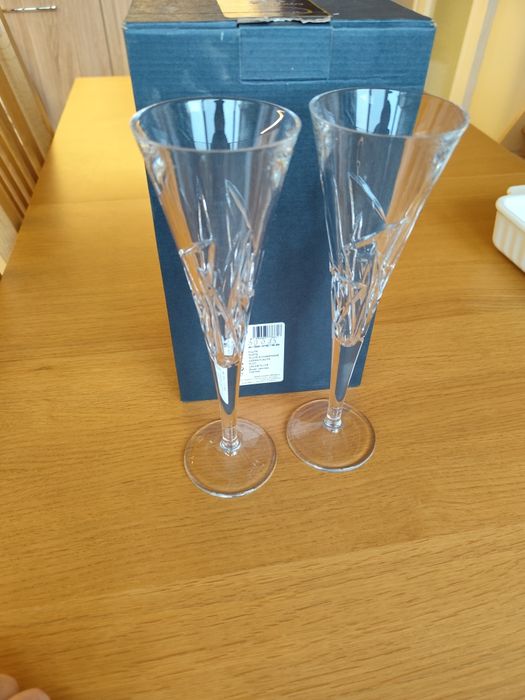 2 броя кристални чаши