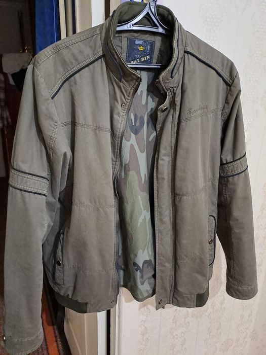 Мужская куртка 52 размер