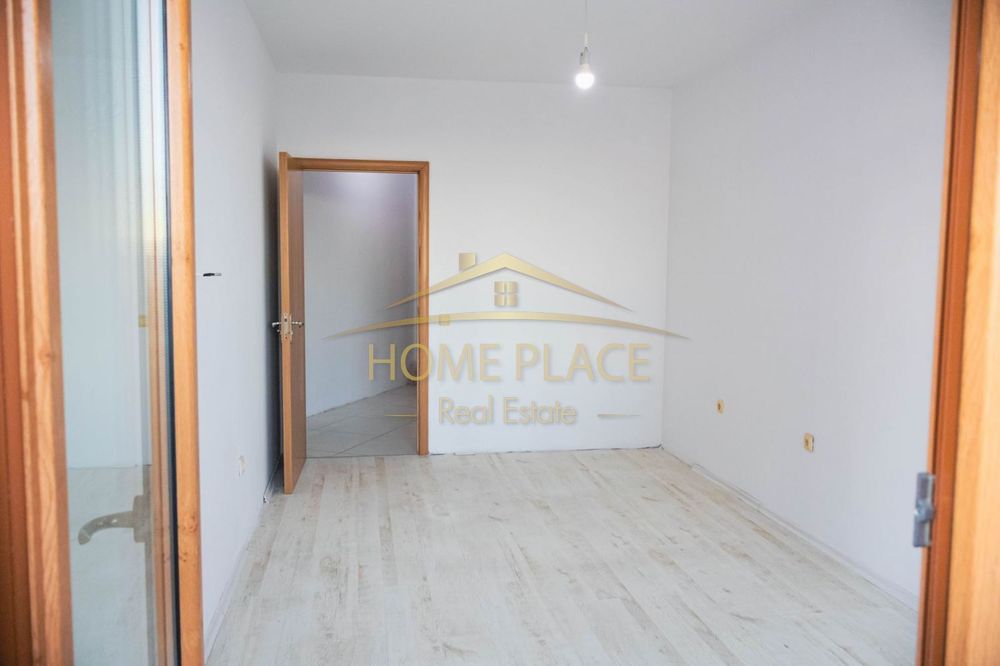 Продава се Двустаен апартамент в Варна, Възраждане 1 - 69 кв.м за 2102 €/кв.м - Снимка #3