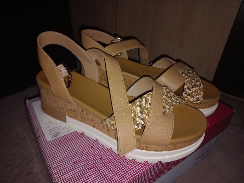 Sandale de zi comode