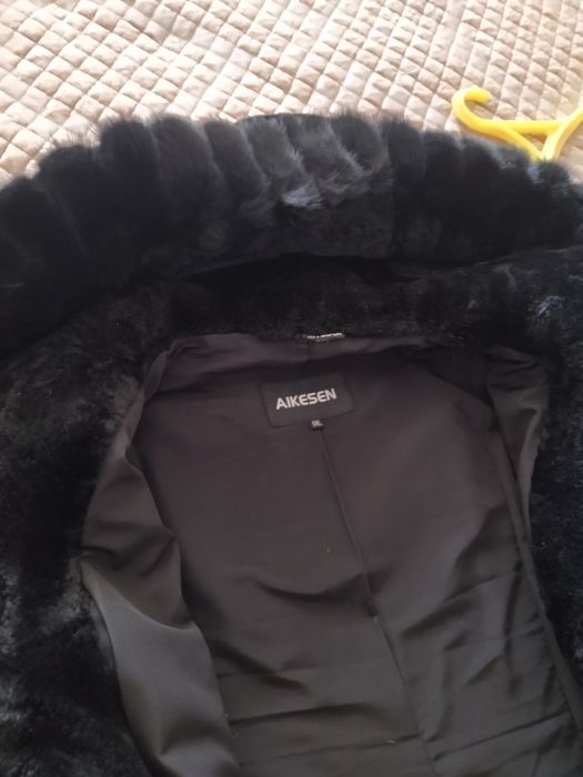 Продам женскую шубу