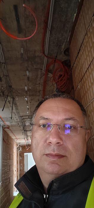 Електроуслуги  и събота и неделя