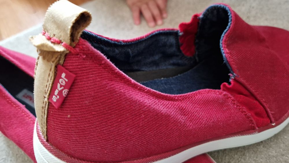 Tenisi Levi's-marimea 44