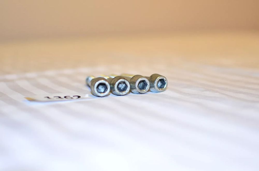 DUCATI 1200 MULTISTRADA ENDURO 2016 17 Șuruburi etrieri brembo ducati