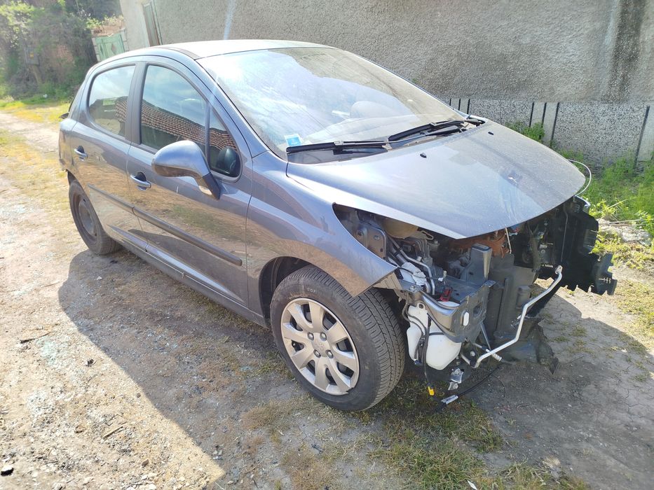 Peugeot 207 1.4 на части