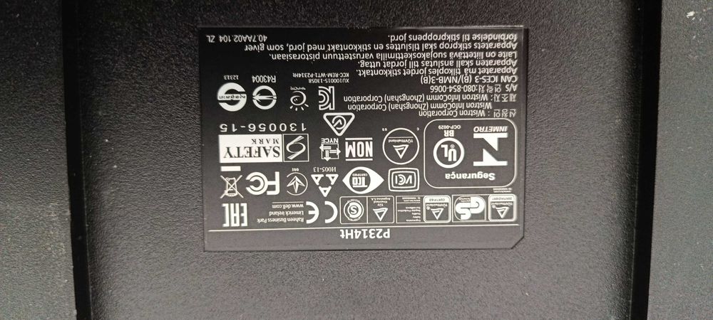 Монитор DELL Full HD