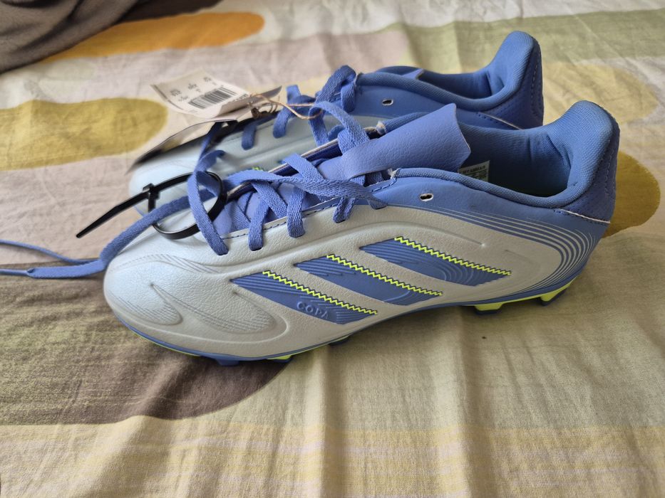 OFERTA!!vand adidași predator!!
