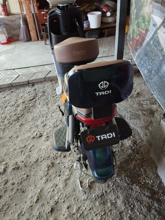 Продам электроскутер Tadi Tank