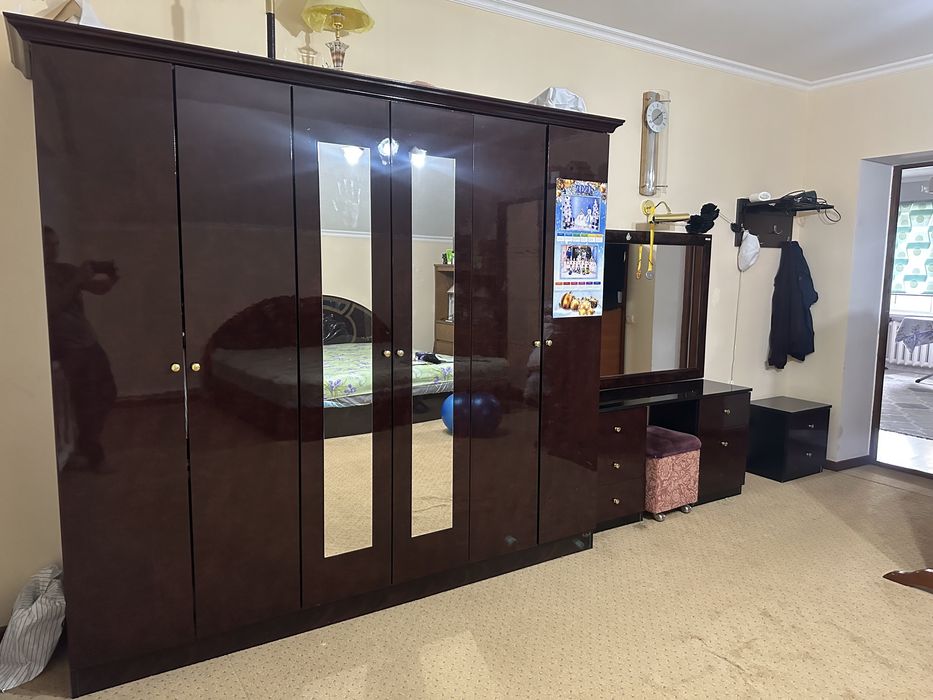 Спалльный гарнитур