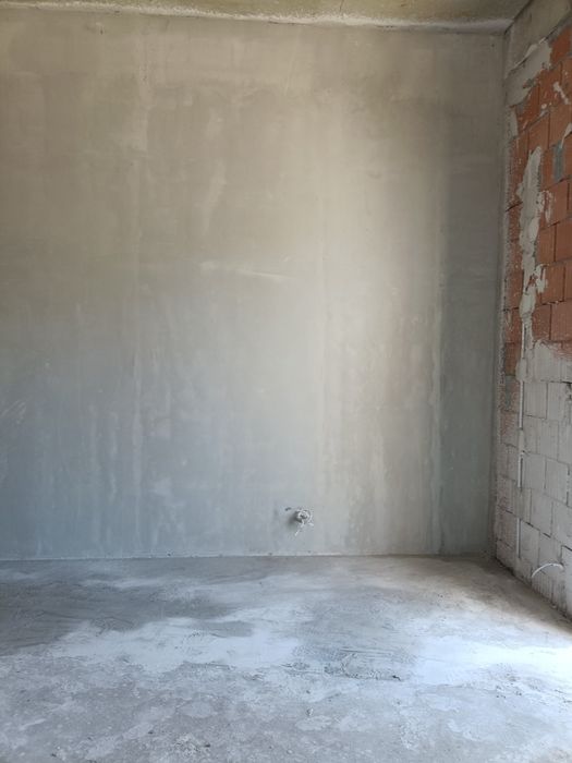 Echipă profesionistă | Constructii case la roșu / cheie | Tencuieli mecanizate & Finisaje
