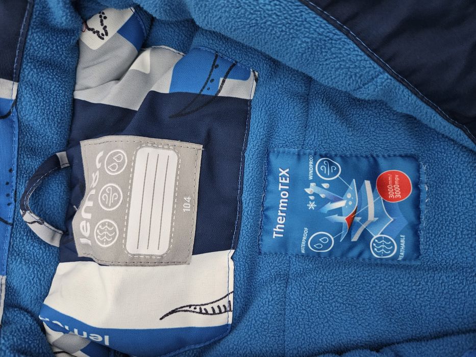 Salopetă de zăpadă