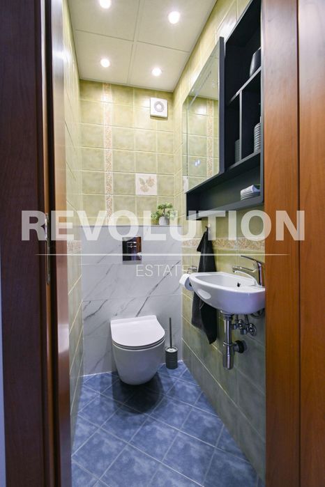 Тристаен апартамент в ж.к. Дианабад.