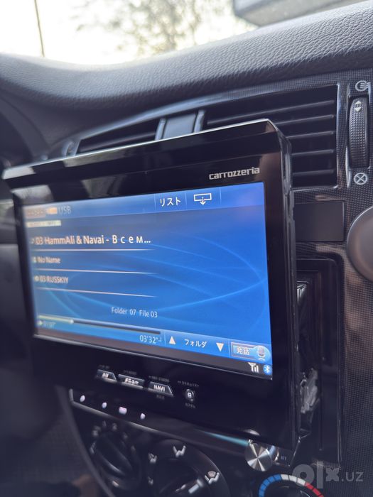 Pioneer Carrozzeria Avic -VH99 monitor