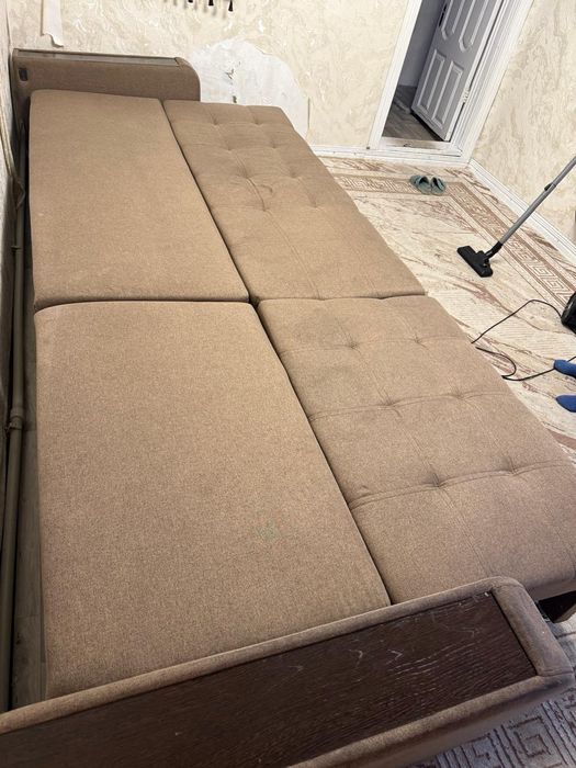 Продам диван в хорошем состоянии