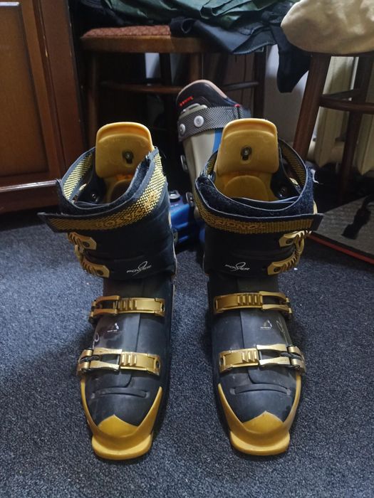 Rossignol power 9.2.Без внутренних башмаков!324 мм.