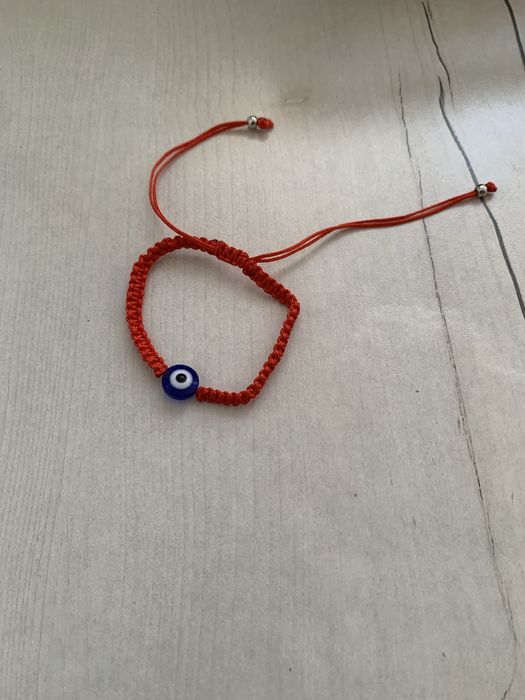 Браслет оберег на руку