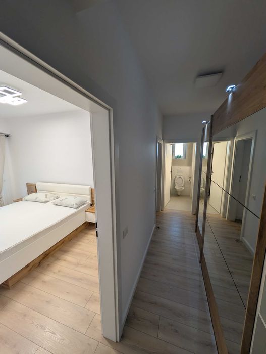Apartament cu 3 camere , prima inchiriere