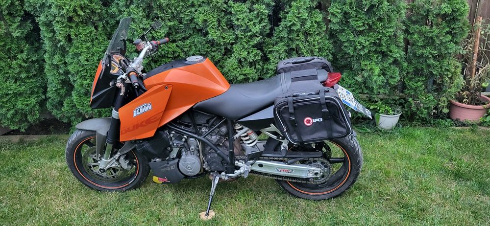 KTM SuperDuke 990, 120cp, vand sau schimb.