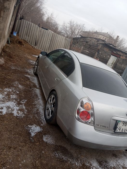 Ниссан алтима сатылады