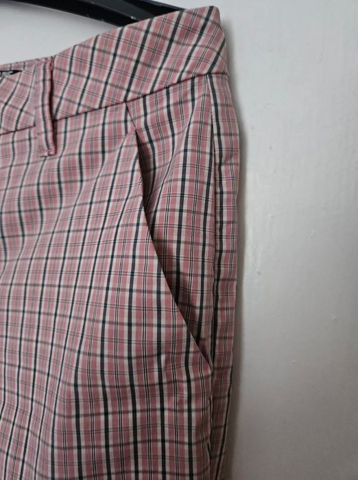 Нов панталон на Love Moschino