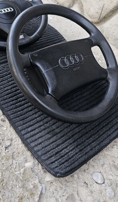 Продам руль от Audi a6 Ауди с4