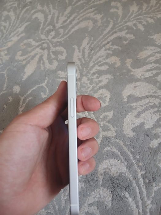 IPhone 12 с горантия