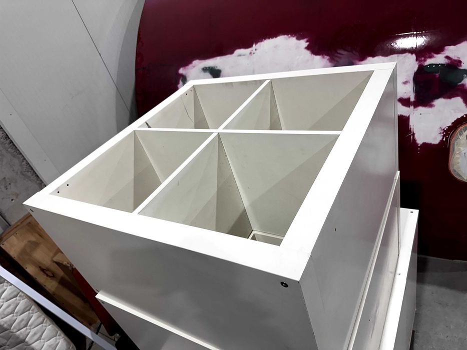 IKEA KALLAX етажерка 77×77 см – 40лв./бр.