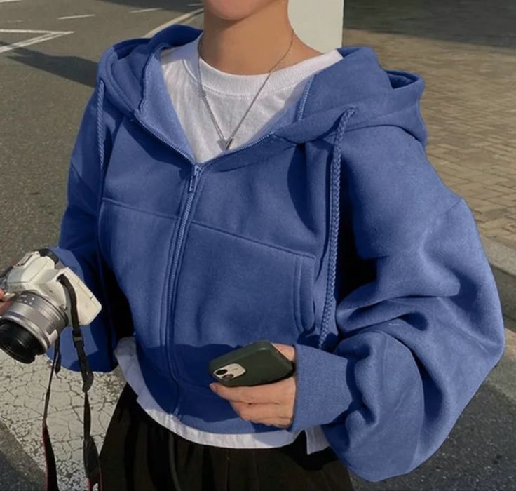 Кофта на замке.Зипка