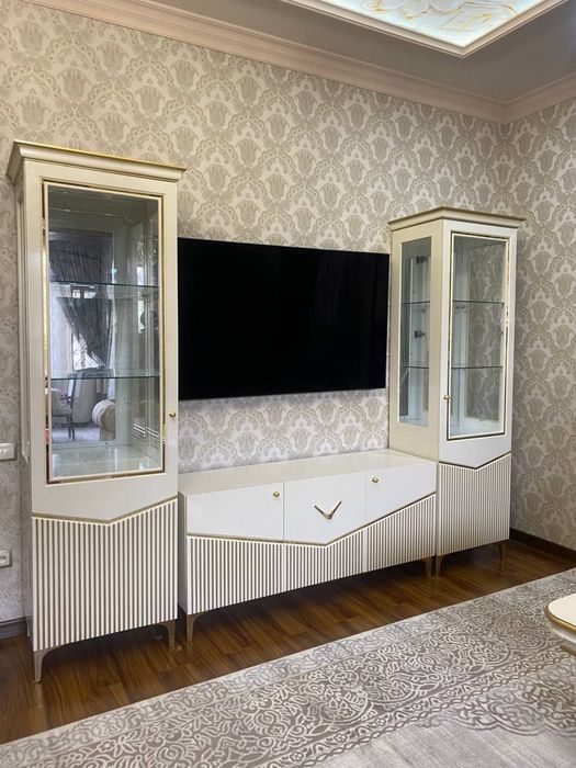 Горка для гостиной