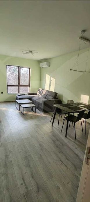 Дава се под наем Двустаен апартамент в Пловдив, Гагарин - 73 кв.м за 118698.93 € - Снимка #2