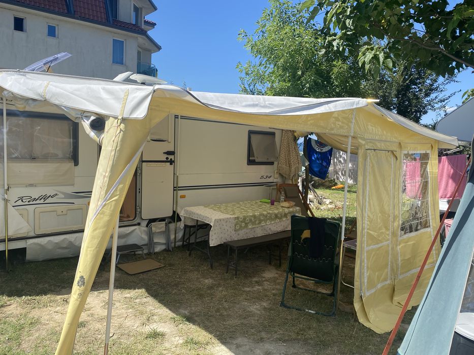 Vand cort rulota 9.6m lungime snur,structura usoara si foarte rezistenta