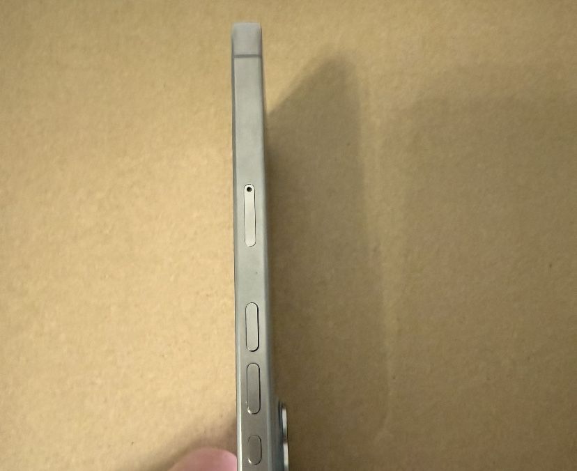 Vand Iphone 15 Pro