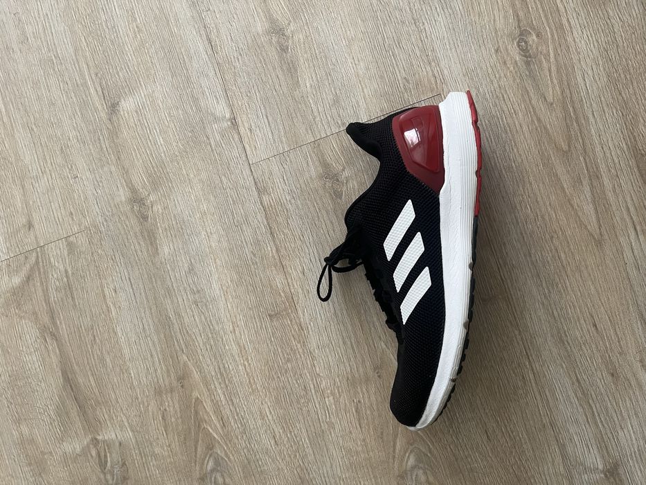 Маратонки Adidas