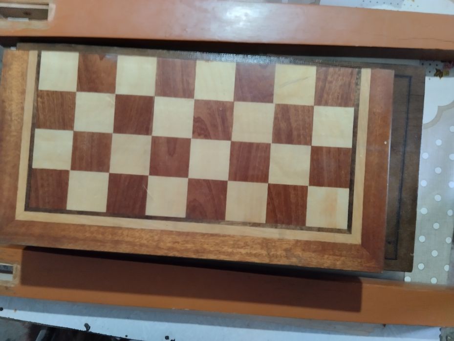 Шахматные  фигурки продам