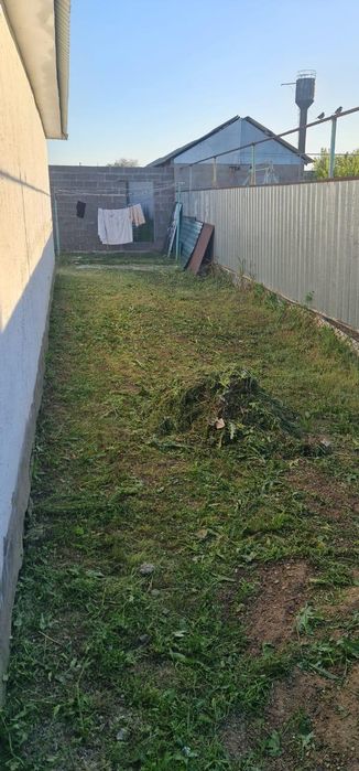 Частный дом в пригороде