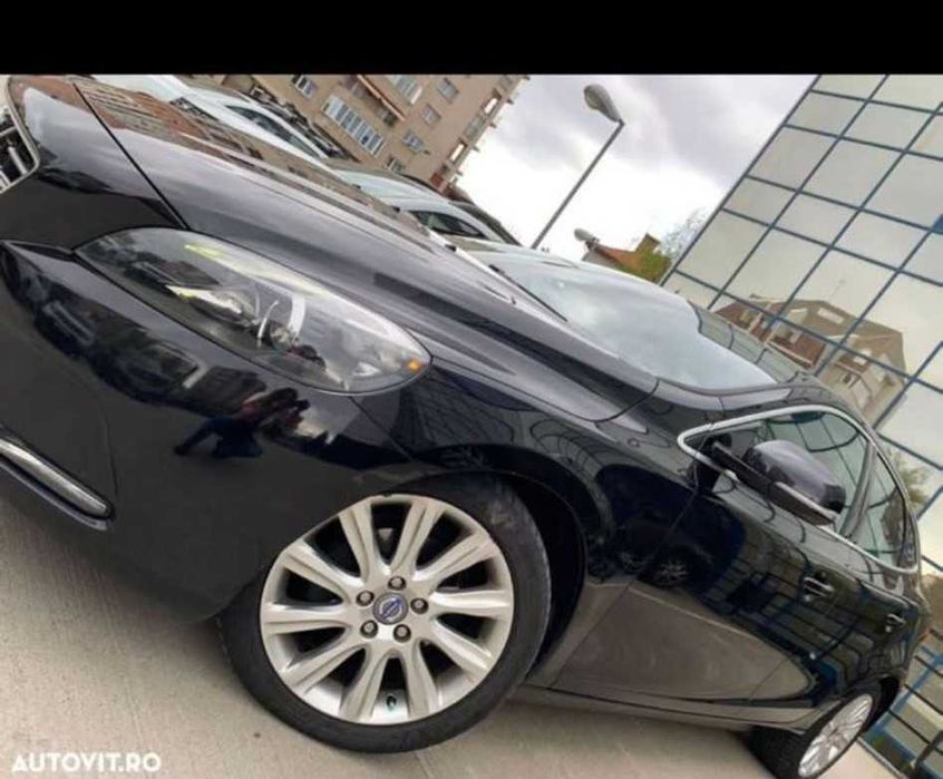 Volvo V40  D4  1,6 motor 116 cp-84 kWh    consum mic