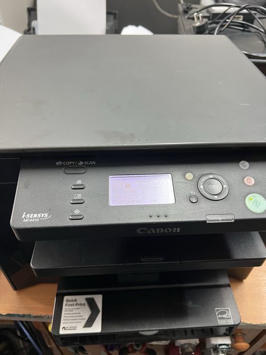 Продается  3 в 1 черно белый принтер Canon