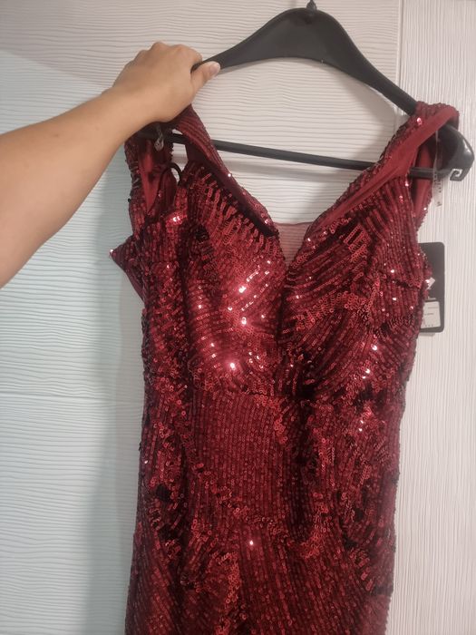 Дълга официална рокля