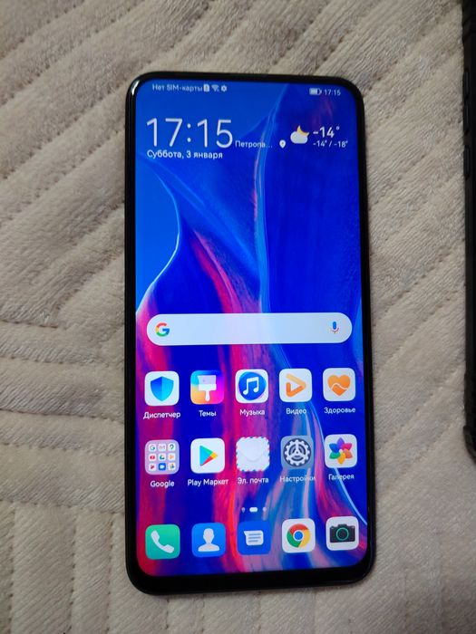 Продам смартфон Huawei y9praim
