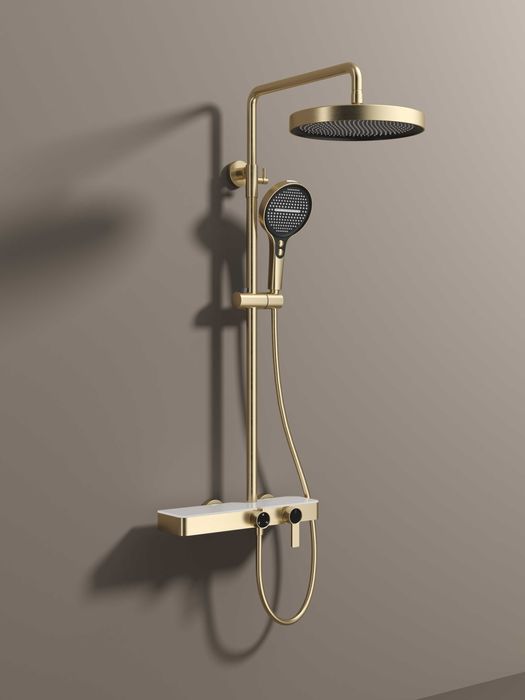 Луксозен душ в златен цвят D29