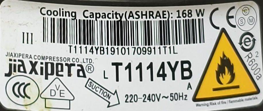 Продам морозильник  Indesit SFR100