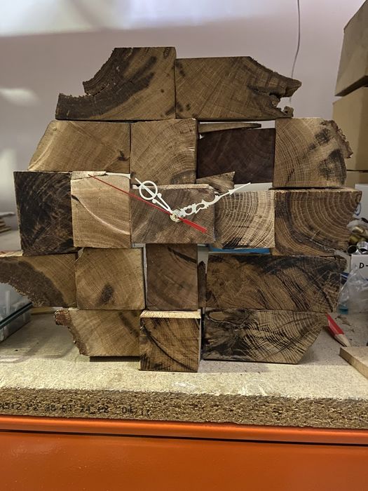 Масивен арт стенен часовник дърво