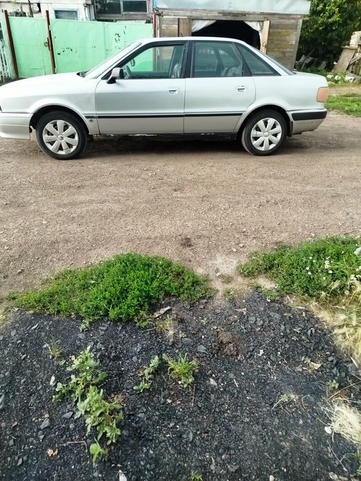 Продам ауди 80 б4