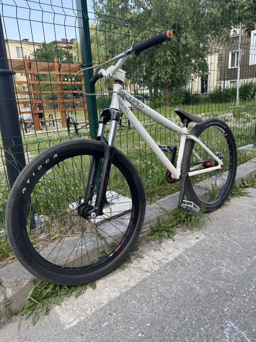 Dirt jumper NS BIKE-fara schimburi,doar cash