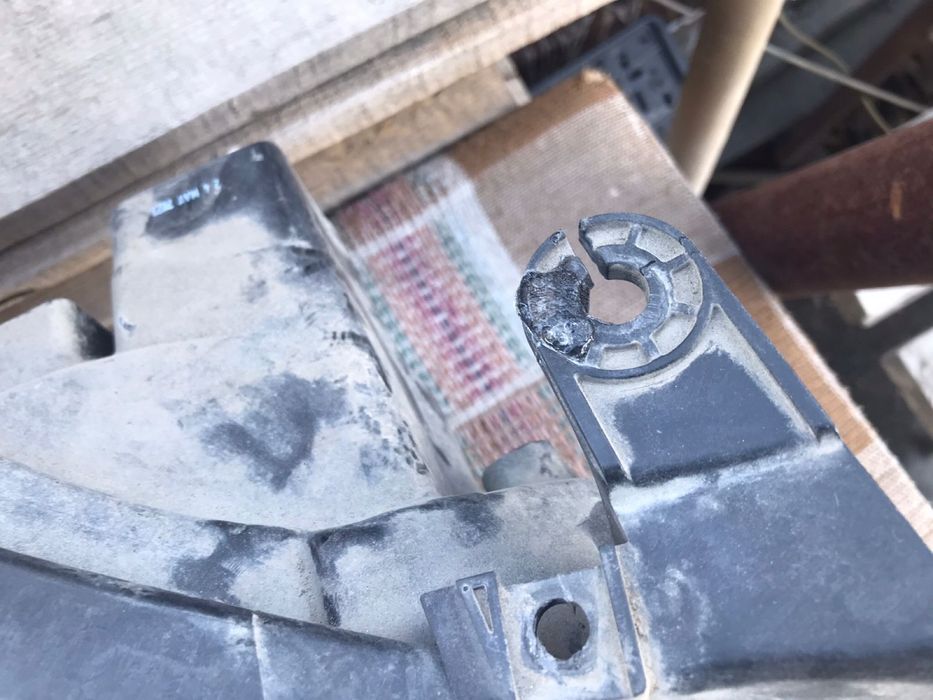 Продам фары на кобальт