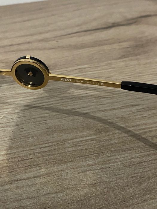 Ochelari de soare Versace VE2232 — 100% autentici, Made in Italy