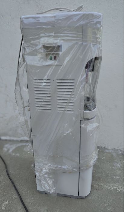 Кулер для воды Midea