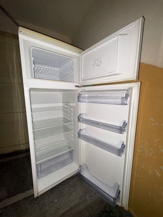 Хладилник 150лева