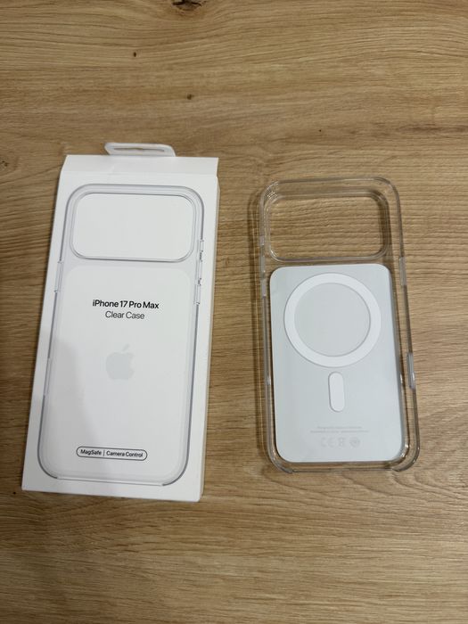 Кейс Iphone 17 pro max