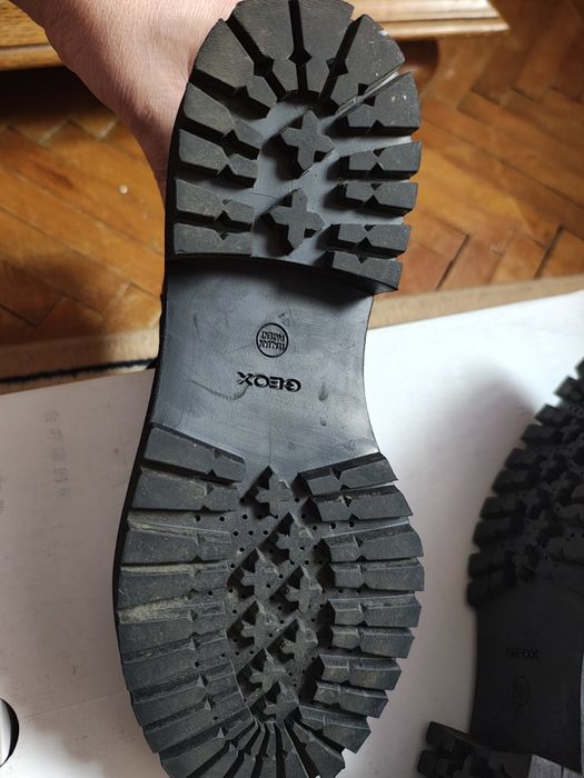 Ghete dama Geox mărimea 41